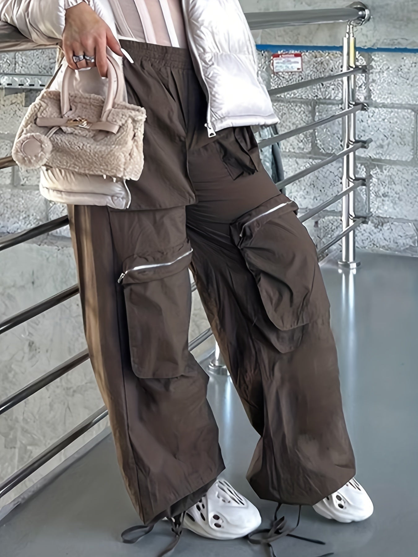 Fashion Y2K Loose Multi Pocket Zipper Pocket Cargo Pants, Casual Sports Loose Wide Leg Pants For Hiking, Women's Athleisure