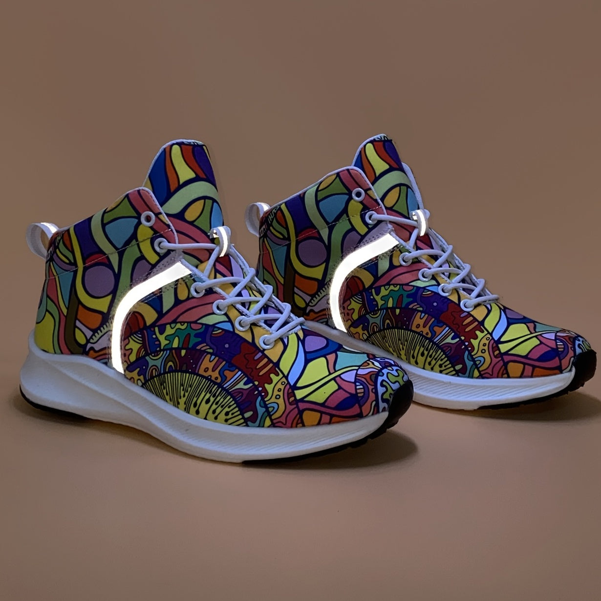 [Reflective Sneakers] Lightweight, Reflective Women's Hand-Painted Cartoon Print High-Top Sneakers