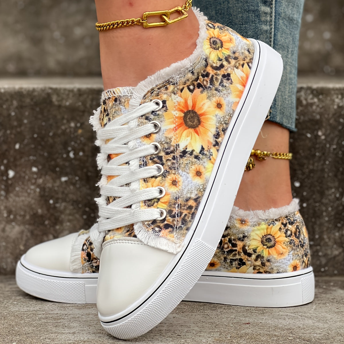 Womens Sunflower Canvas Shoes - Vibrant Print, Comfortable Casual Lace-Up Design - Perfect for Outdoor Walking Adventures, Ultra-Lightweight & Low Top