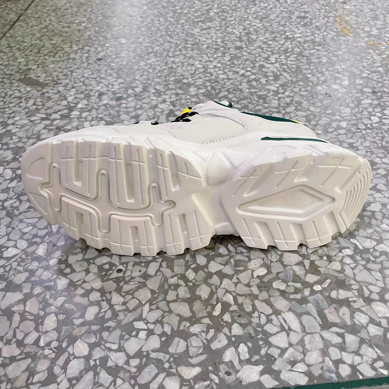 Vintage Round Toe Lace-up Chunky Sneakers - Shock-Absorbing, Breathable, and Comfortable Athletic Shoes for Men - Perfect for Sports and Casual Wear in Fall, Spring, and Summer