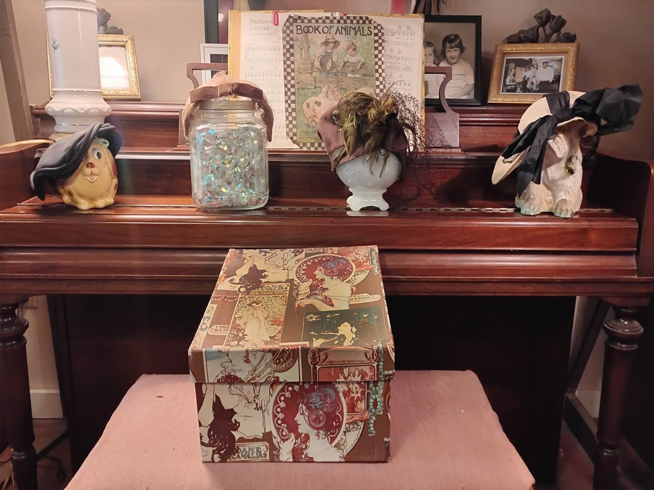 vintage-hats-hat-box-hg-6